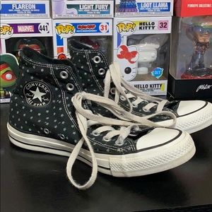 Black Star Converse